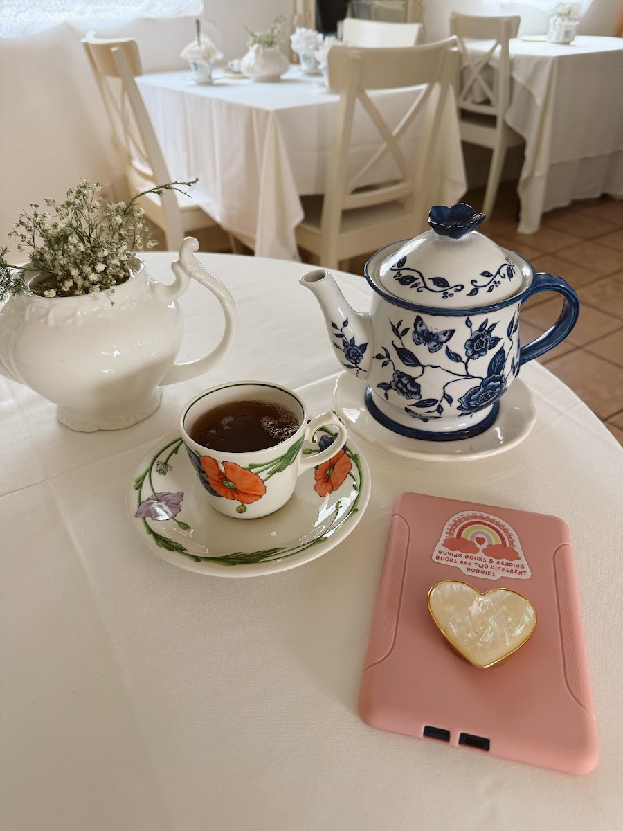 Ashes Boutique & Tea Room Photos 2